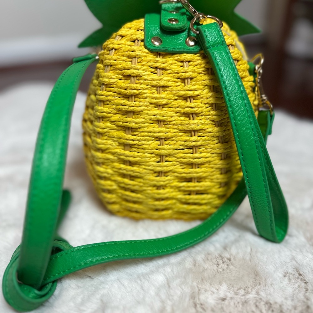 Pineapple Crossbody Bag with Leafy Top and wristlet strap - Picture 3 of 11